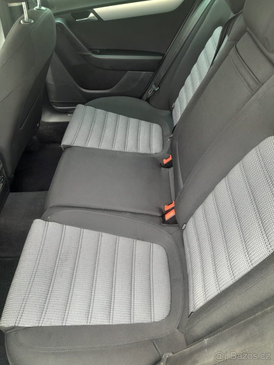 2012 Volkswagen PASSAT - 14