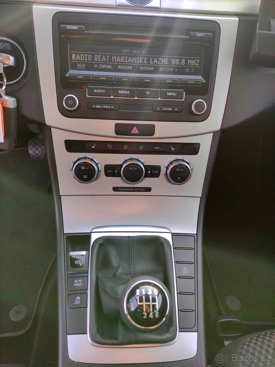2012 Volkswagen PASSAT - 14