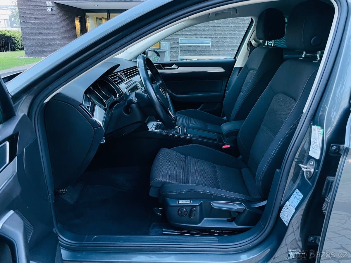 2016 Volkswagen PASSAT - 14
