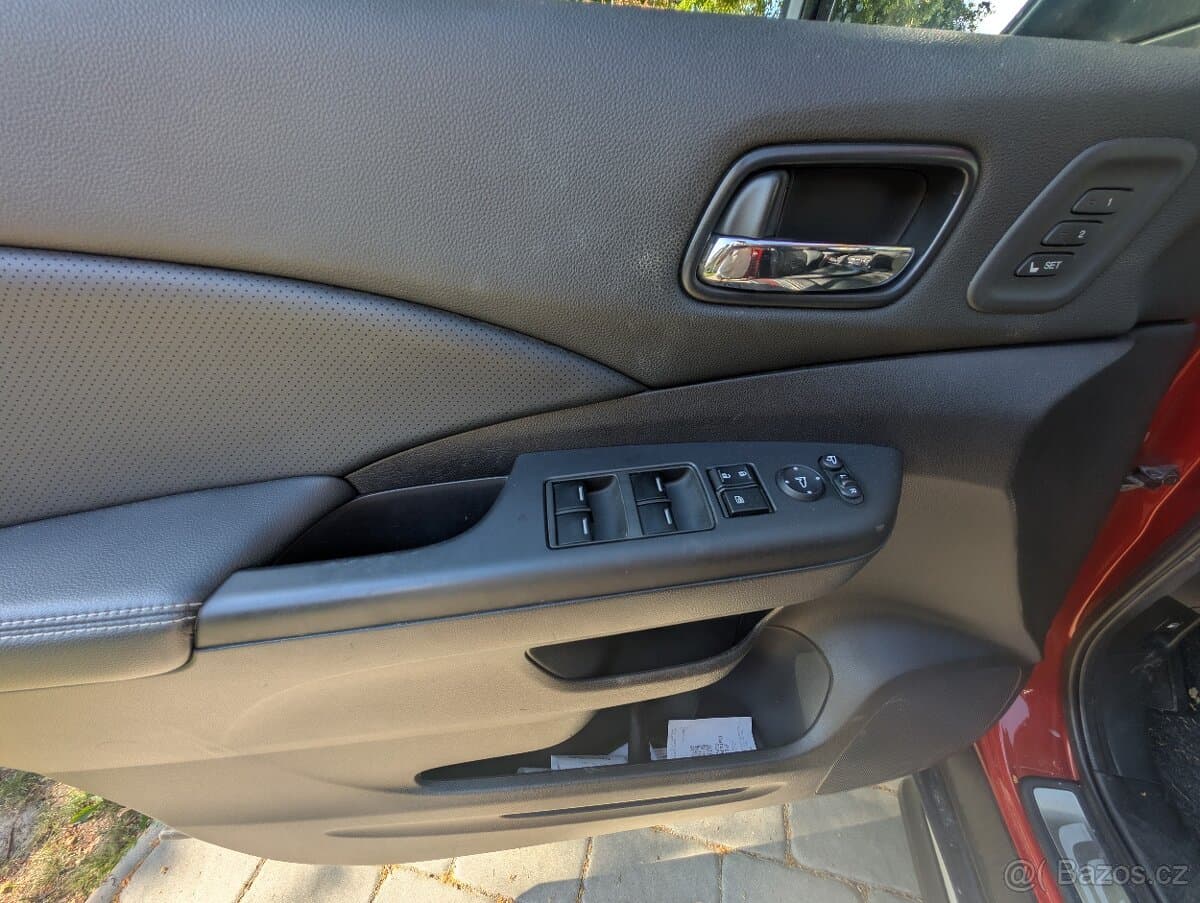 2015 Honda CR-V - 14