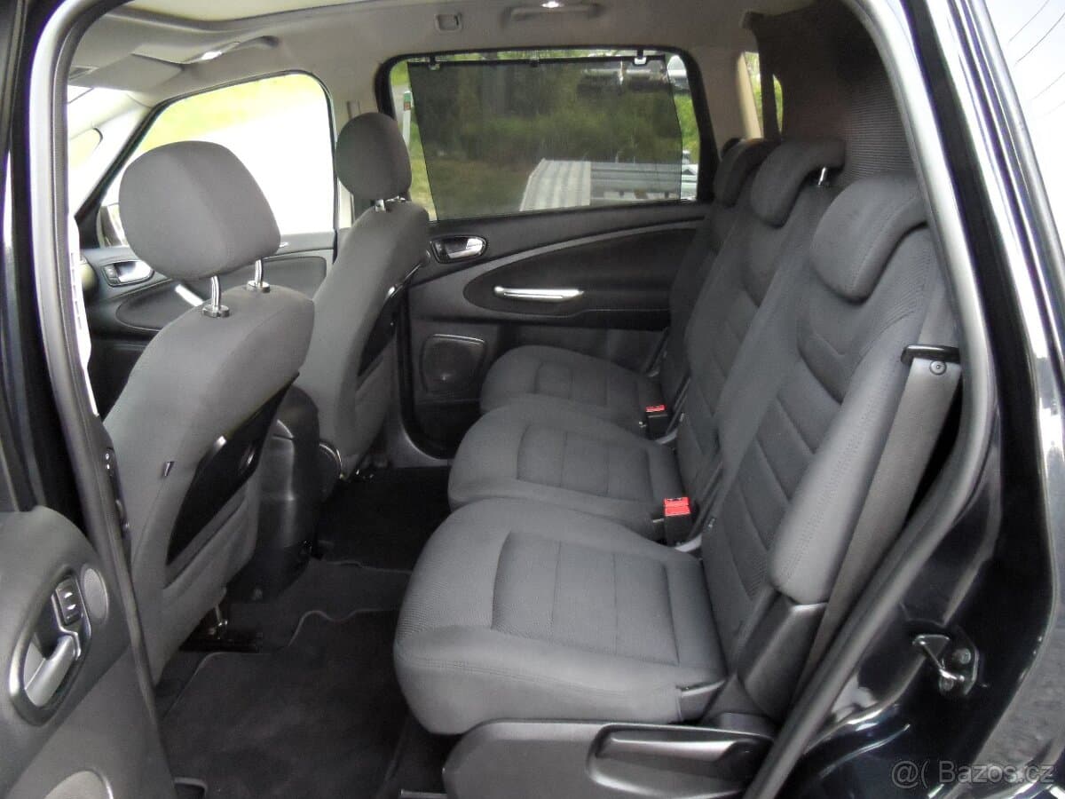 2011 Ford S-MAX - 14