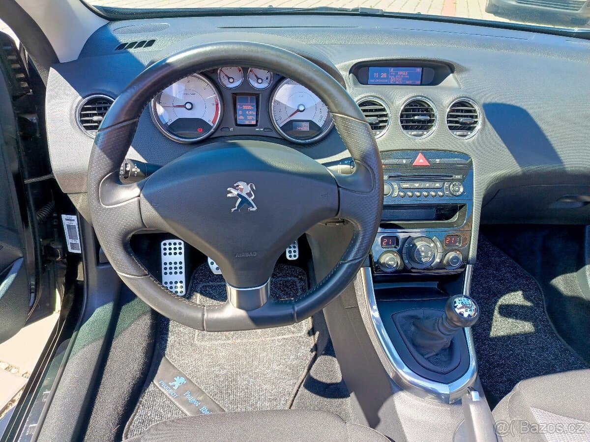 2012 Peugeot 308 - 14