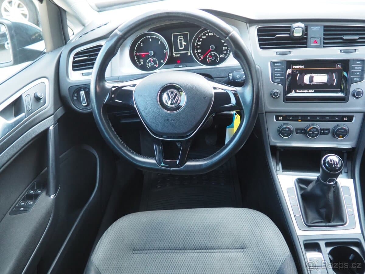 2014 Volkswagen GOLF - 14