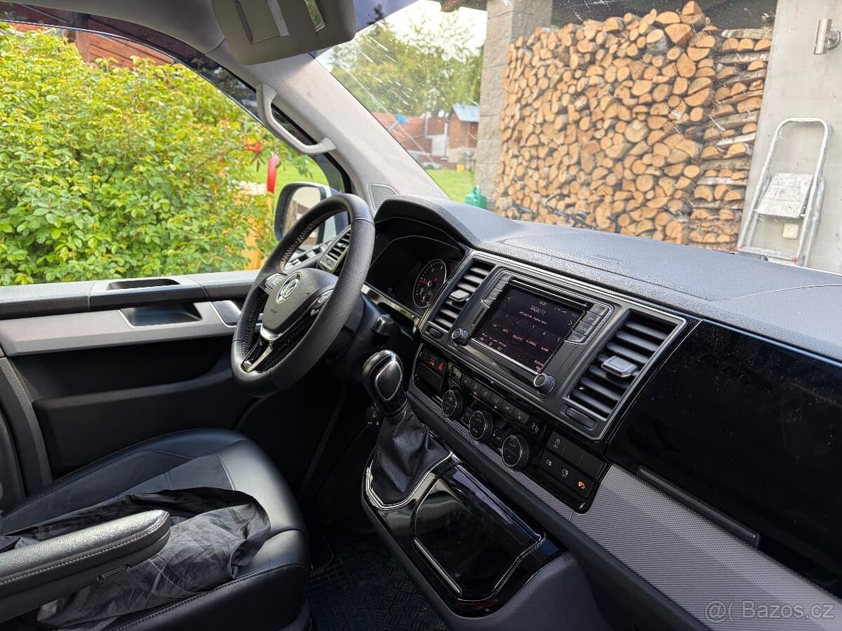 2017 Volkswagen MULTIVAN - 14