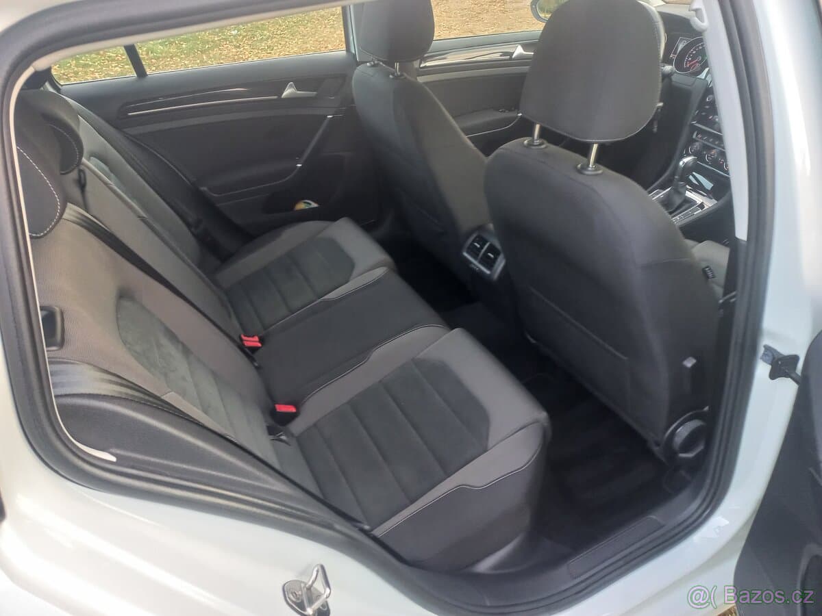 2019 Volkswagen GOLF - 14