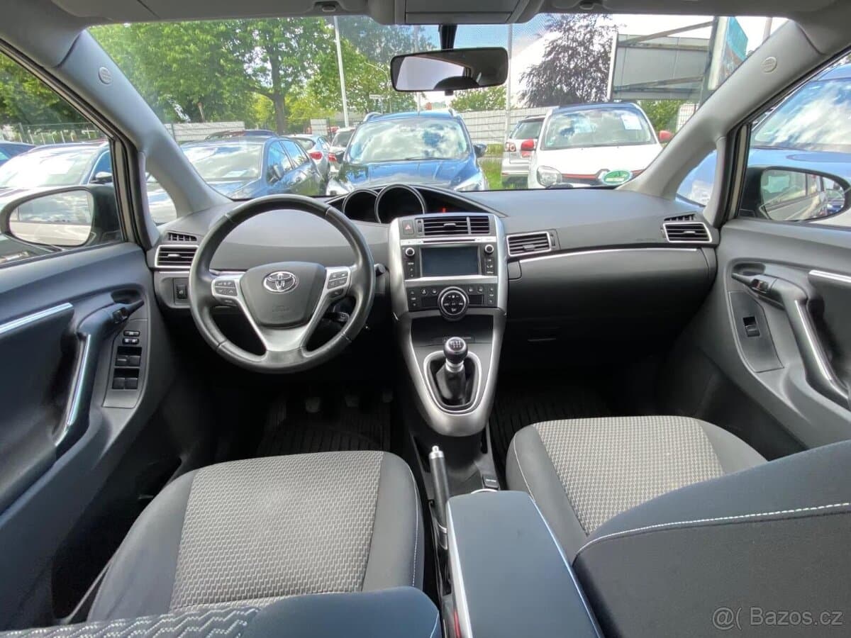 2015 Toyota VERSO - 14