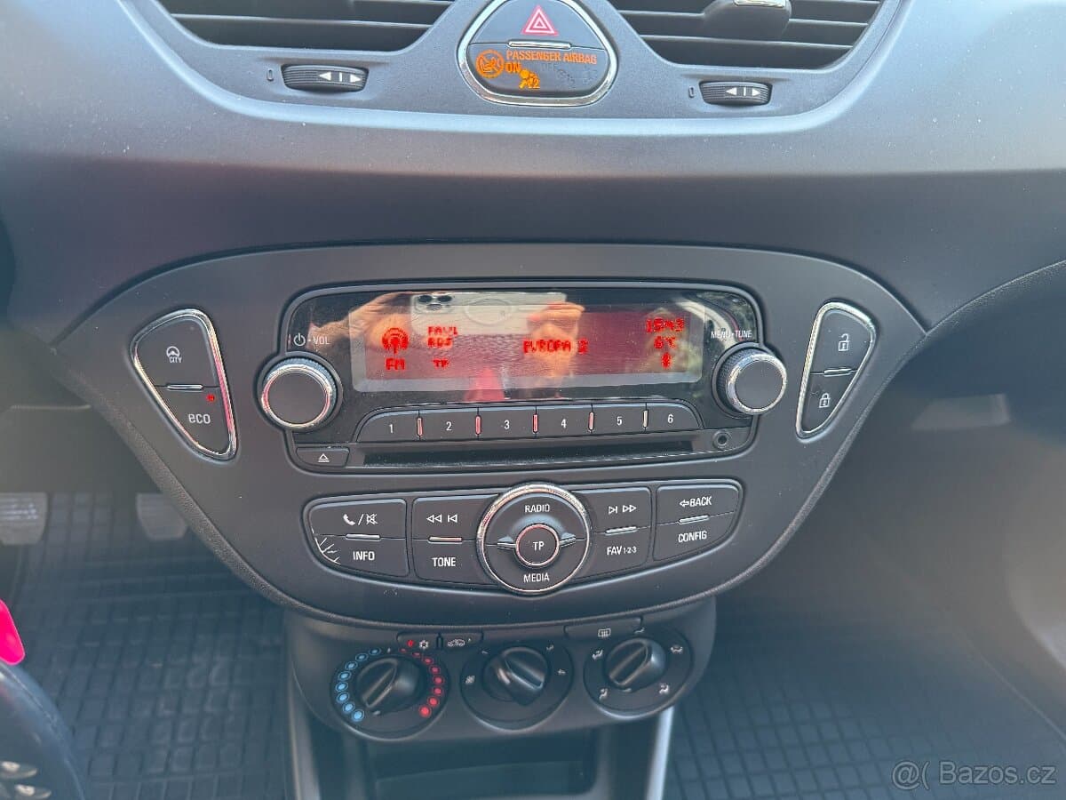 2016 Opel CORSA - 14
