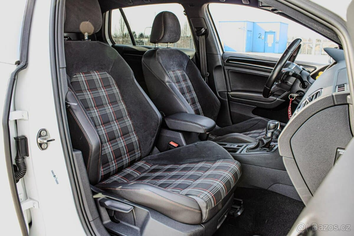 2016 Volkswagen GOLF - 14
