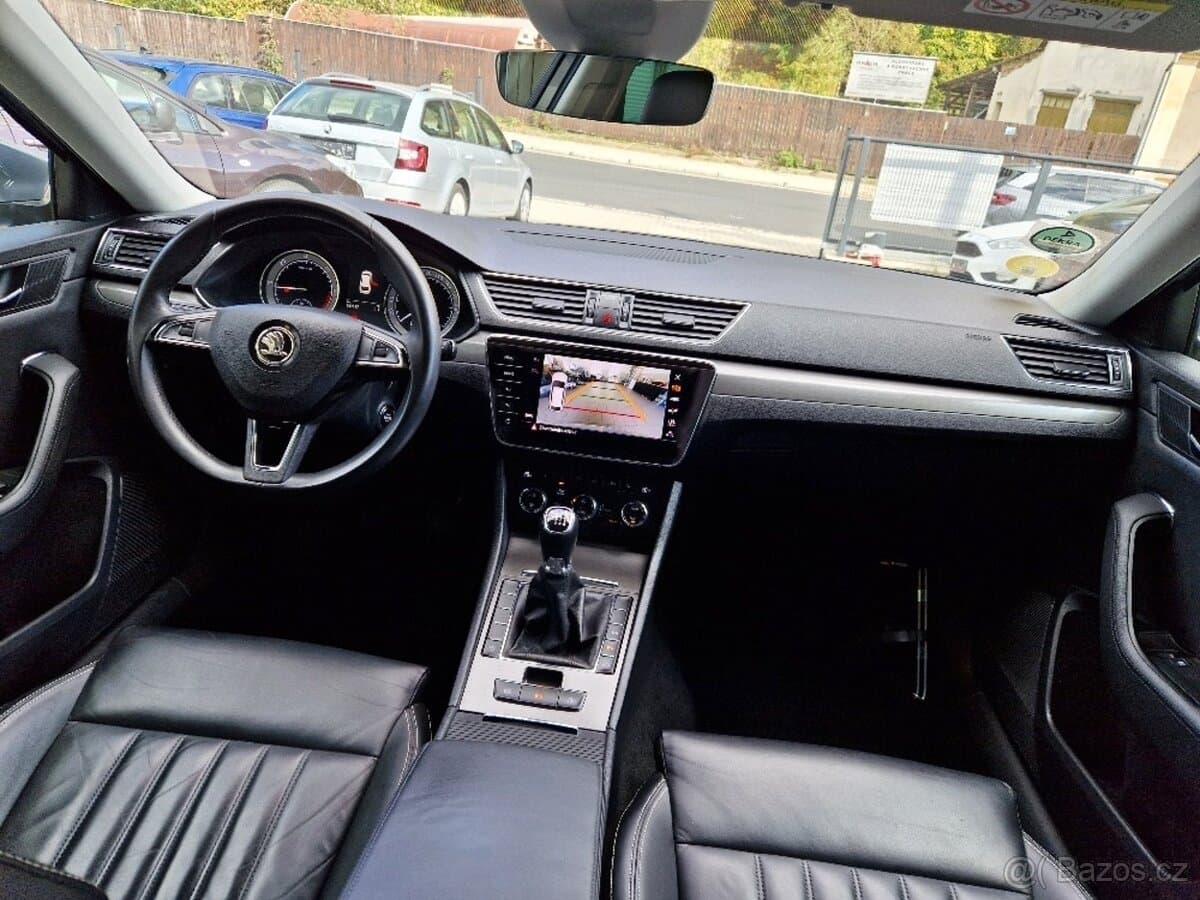 2020 Škoda SUPERB - 14