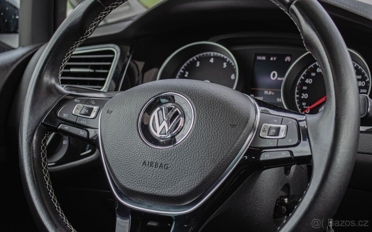 2014 Volkswagen GOLF - 14