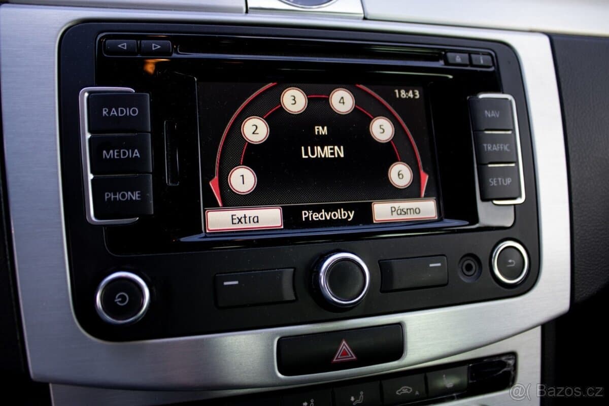 2014 Volkswagen PASSAT - 14