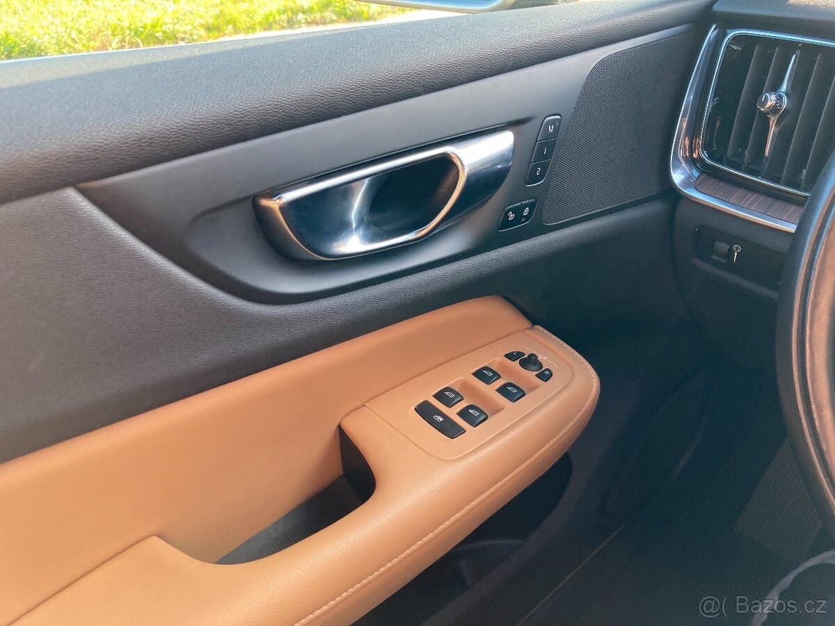 2021 Volvo S60 - 14