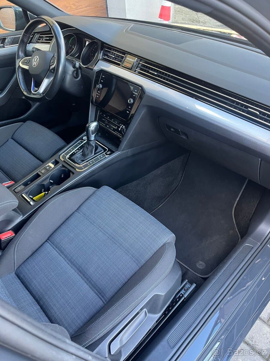 2021 Volkswagen PASSAT - 14