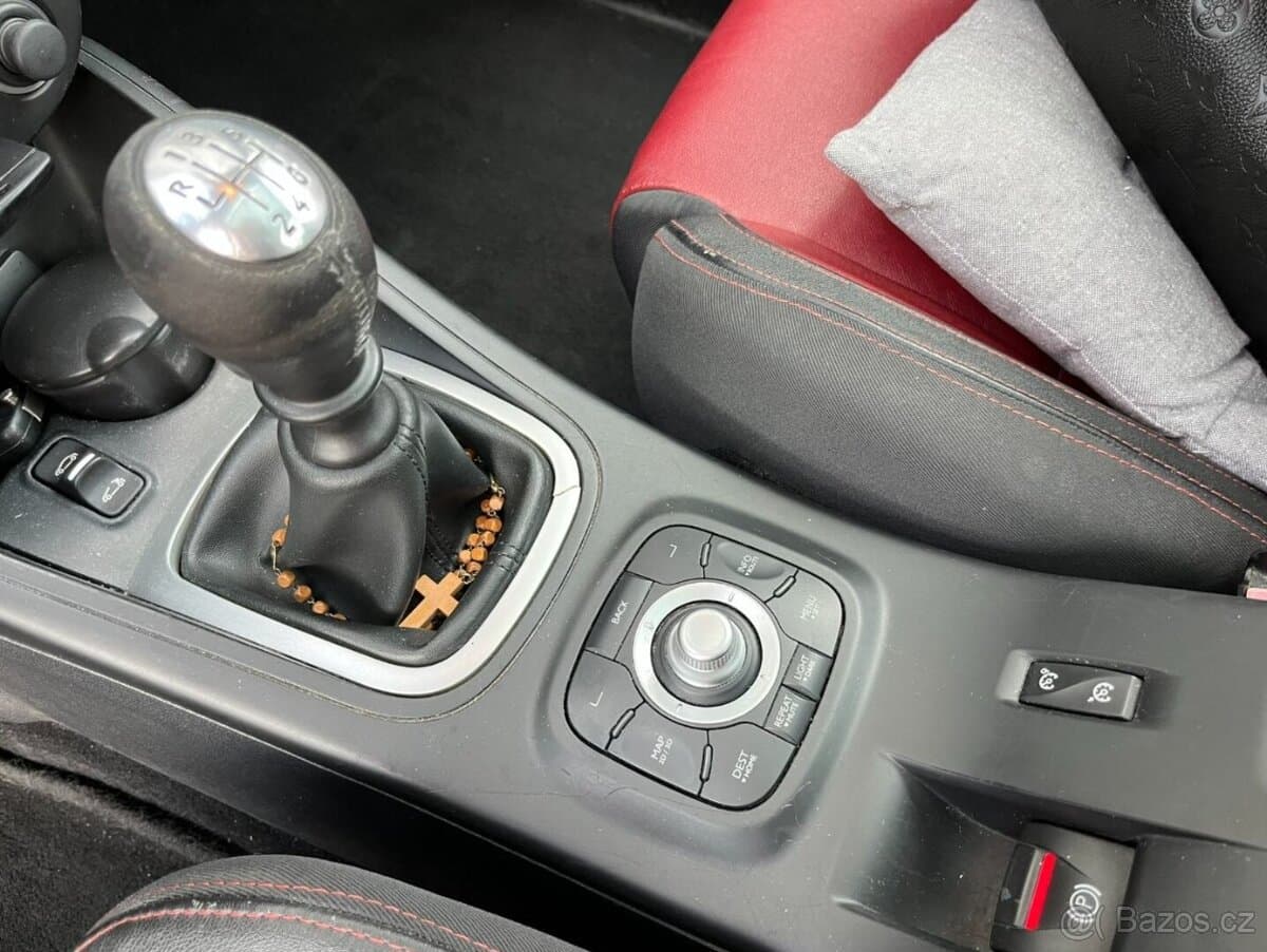 2010 Renault MEGANE - 14