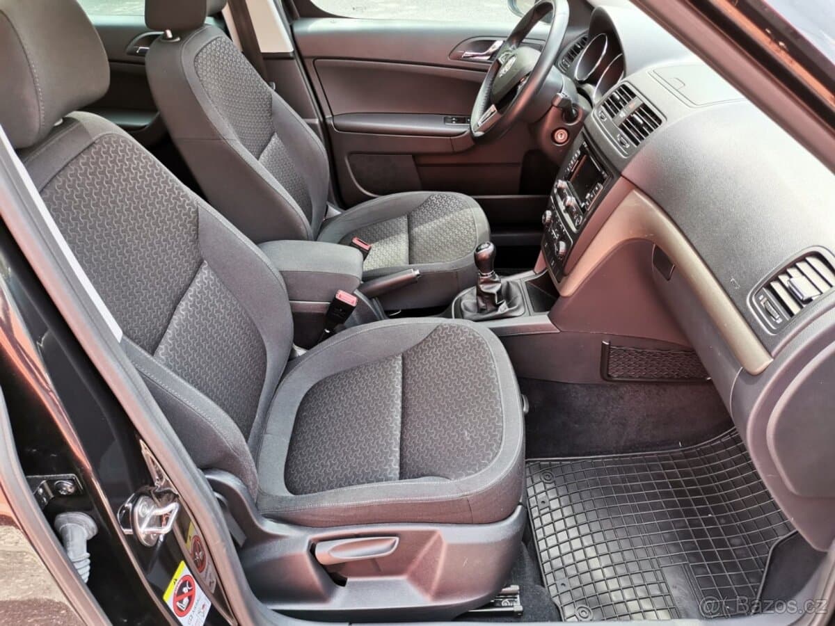 2014 Škoda YETI - 14