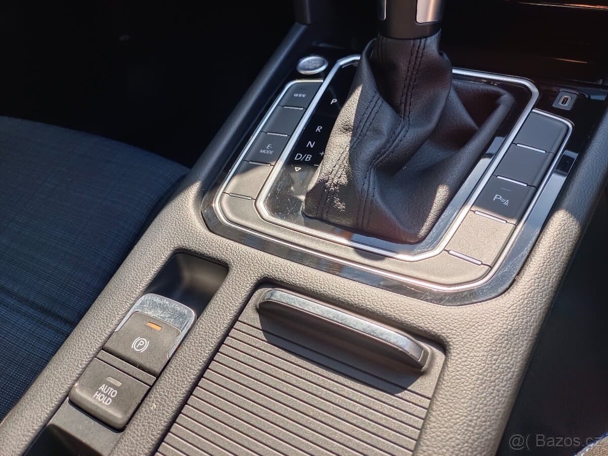 2021 Volkswagen PASSAT - 14