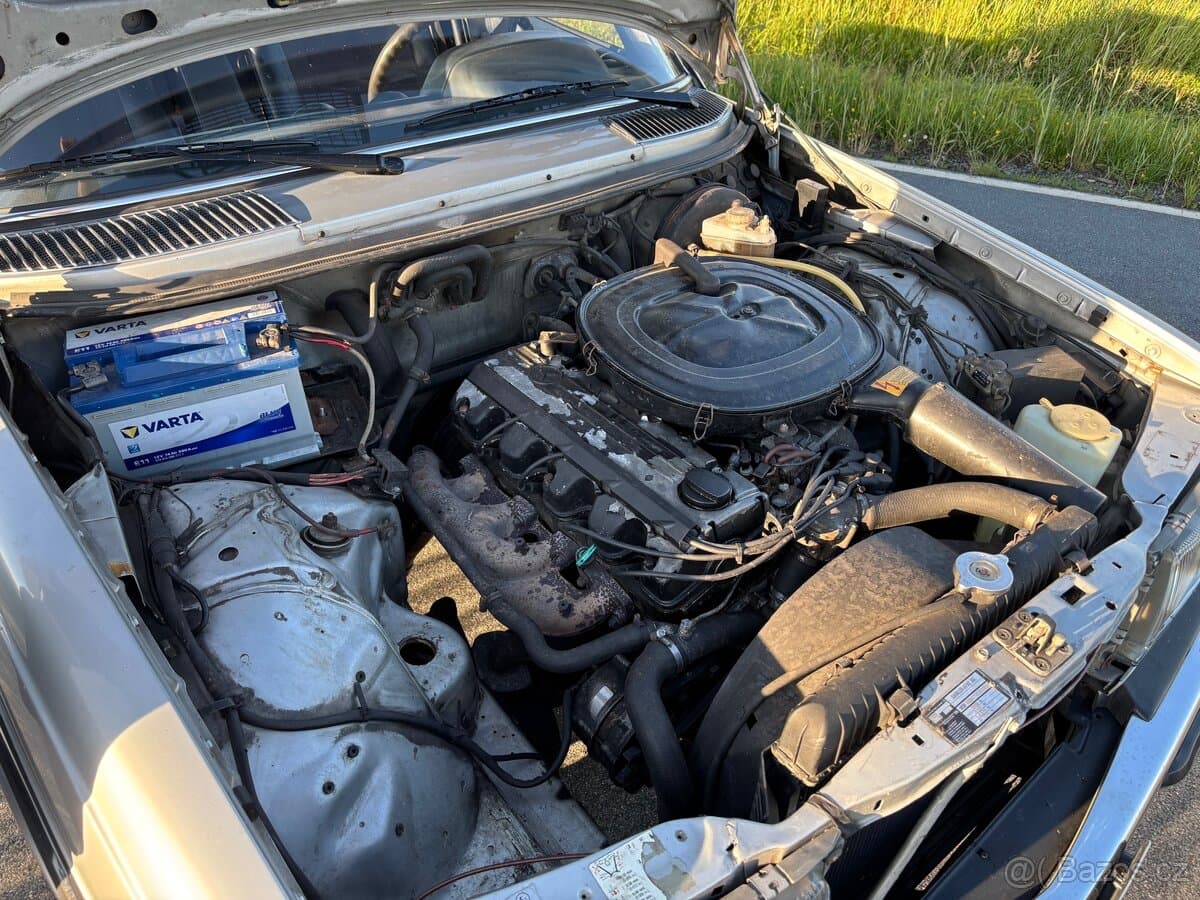 1983 Mercedes-Benz 190 - 14