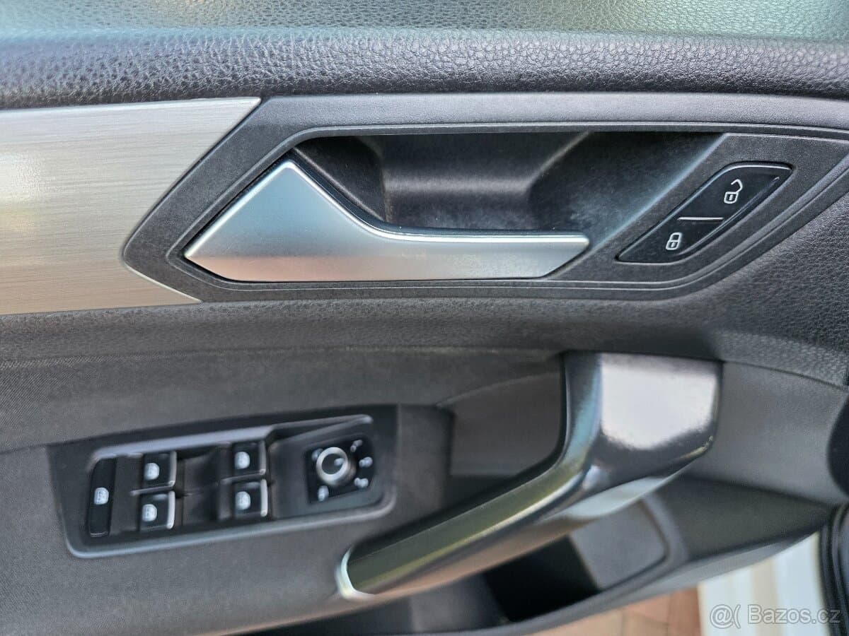 Volkswagen TOURAN - 14