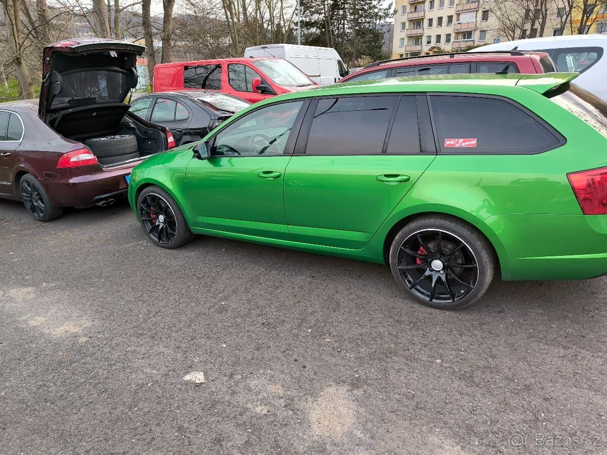 2014 Škoda OCTAVIA - 14
