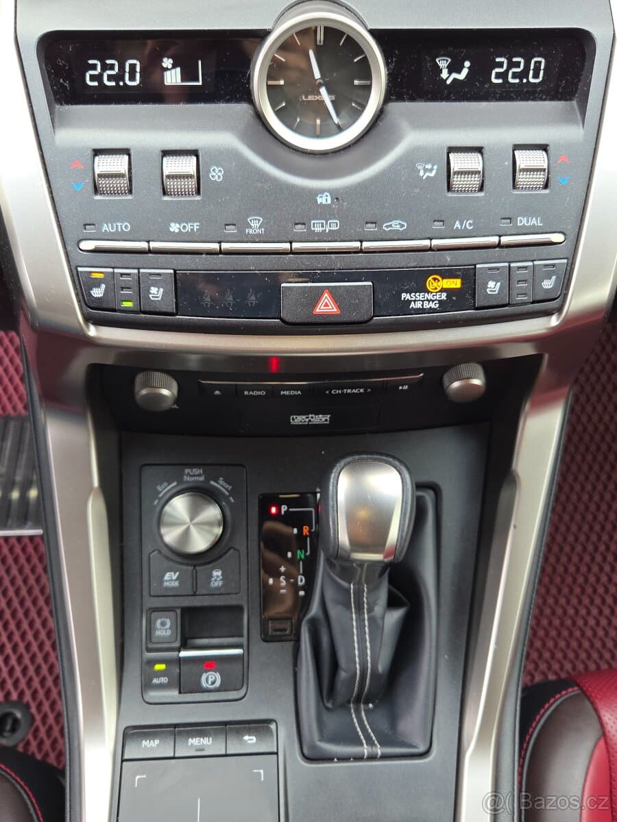 2018 Lexus NX - 14