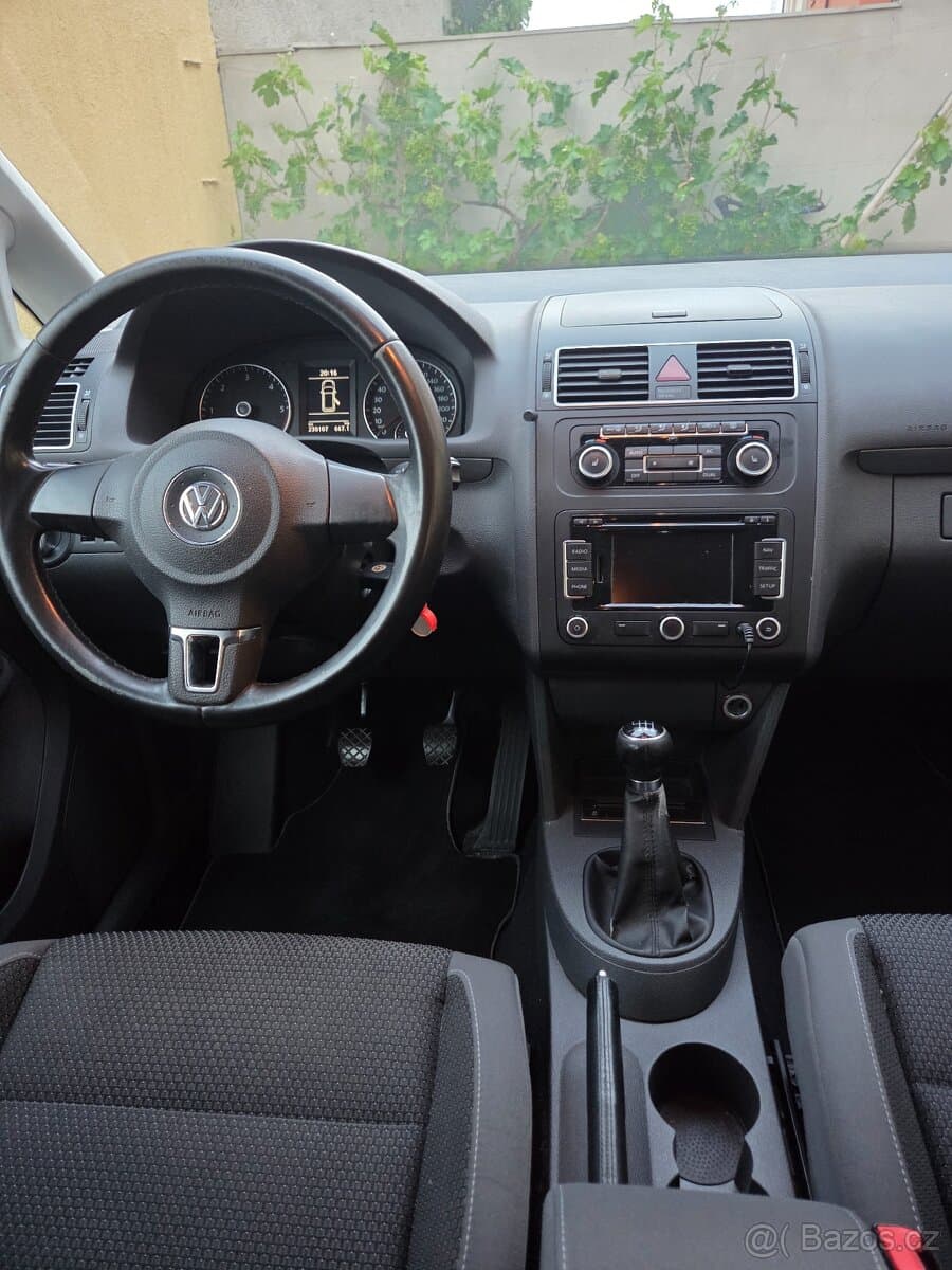 Volkswagen TOURAN - 14