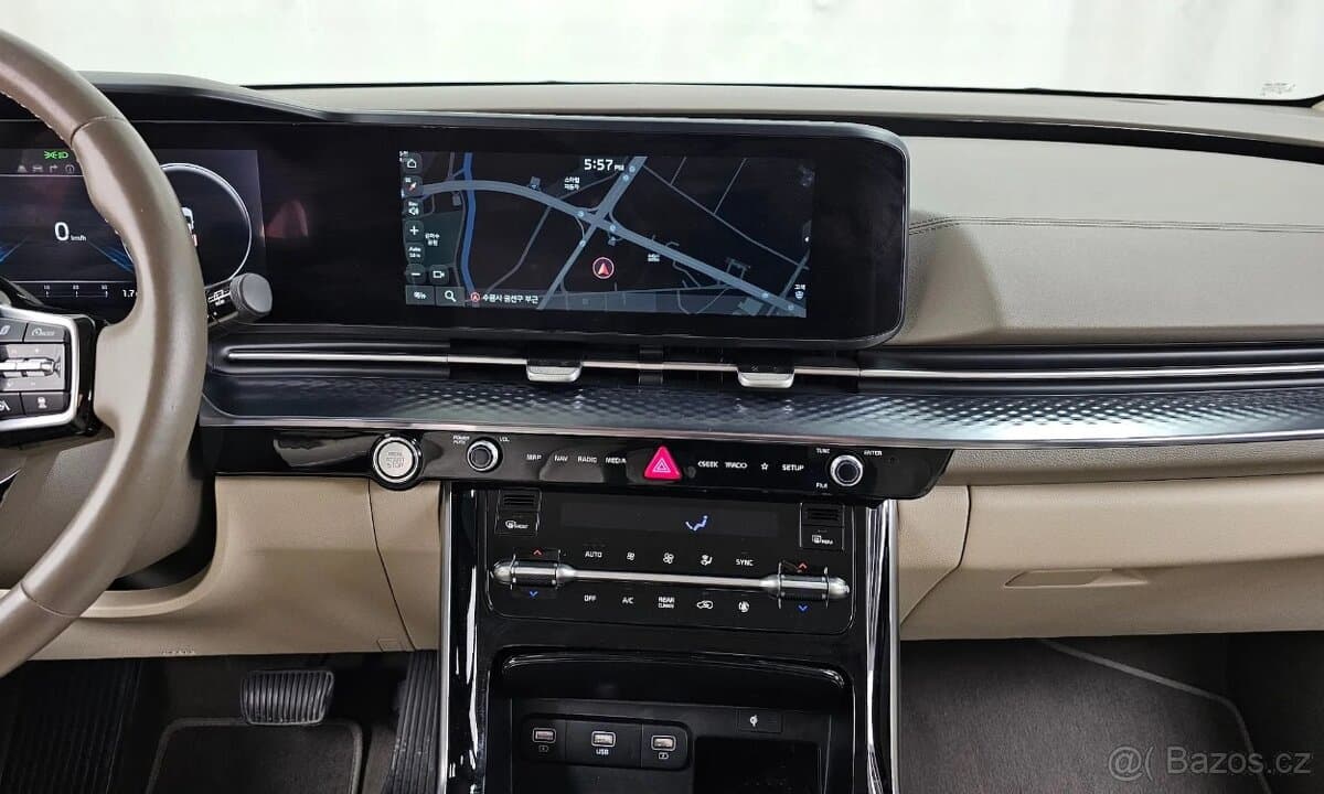 2021 Kia CARNIVAL - 14