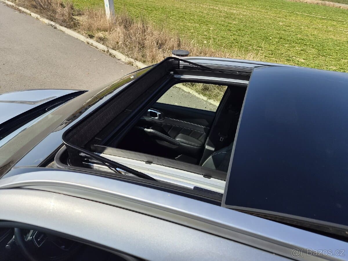 2021 Kia SORENTO - 14