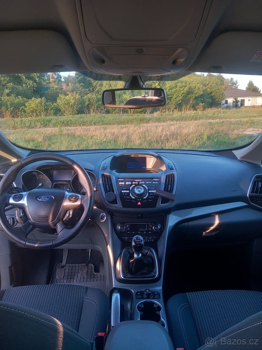 2013 Ford C-MAX - 14