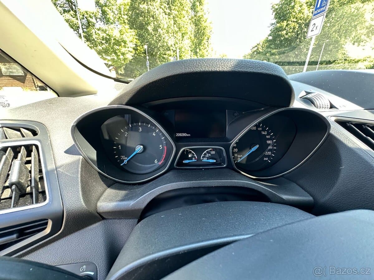 2017 Ford C-MAX - 14