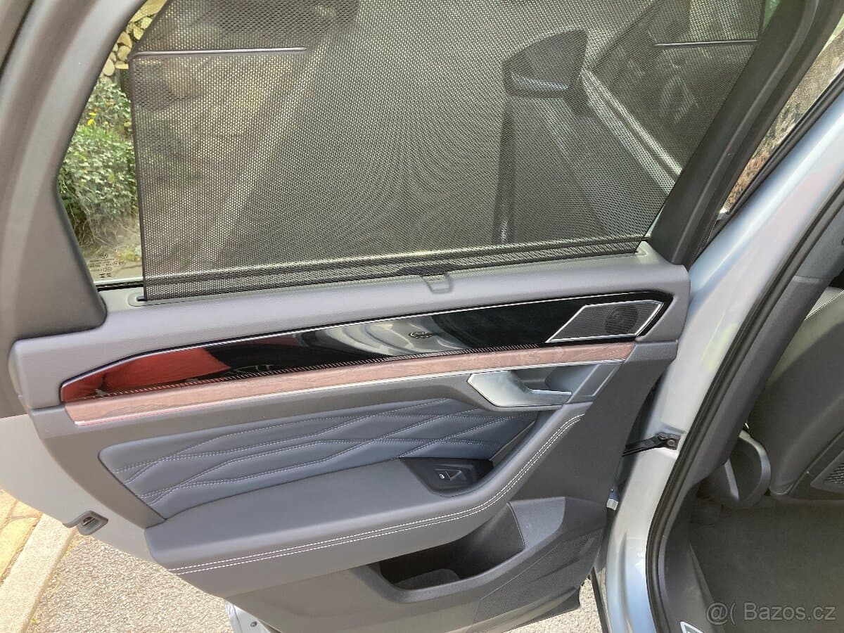2023 Volkswagen TOUAREG - 14