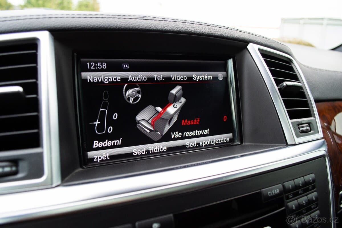 2013 Mercedes-Benz GL - 14
