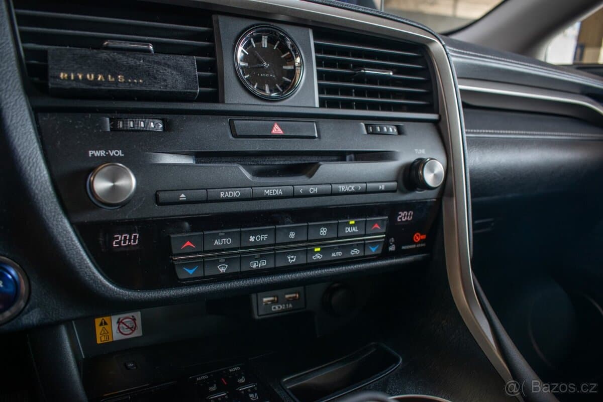 2022 Lexus RX - 14