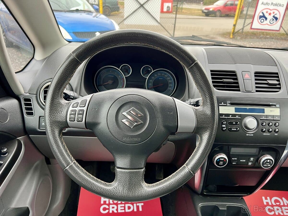 2011 Suzuki SX4 - 14