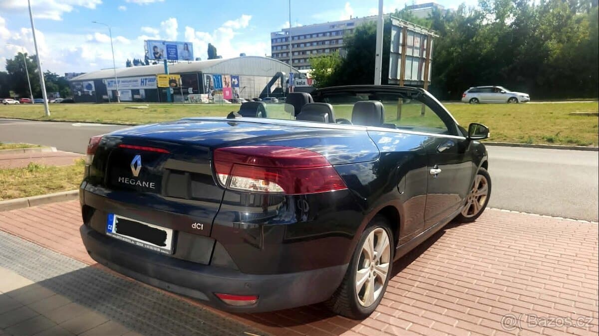 2011 Renault MEGANE - 14