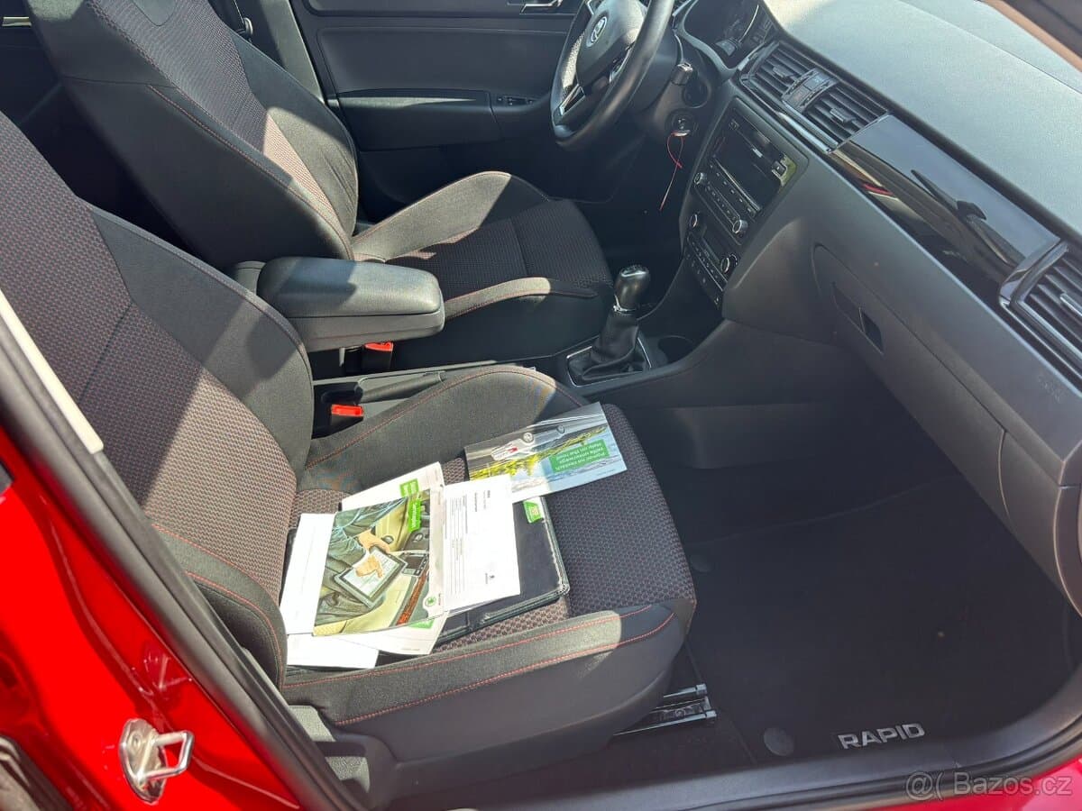 2015 Škoda RAPID - 14