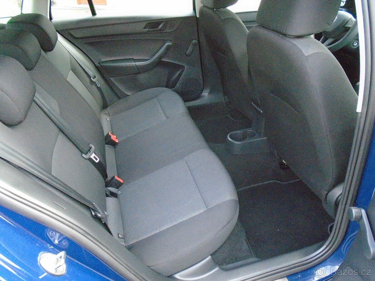 2015 Škoda RAPID - 14