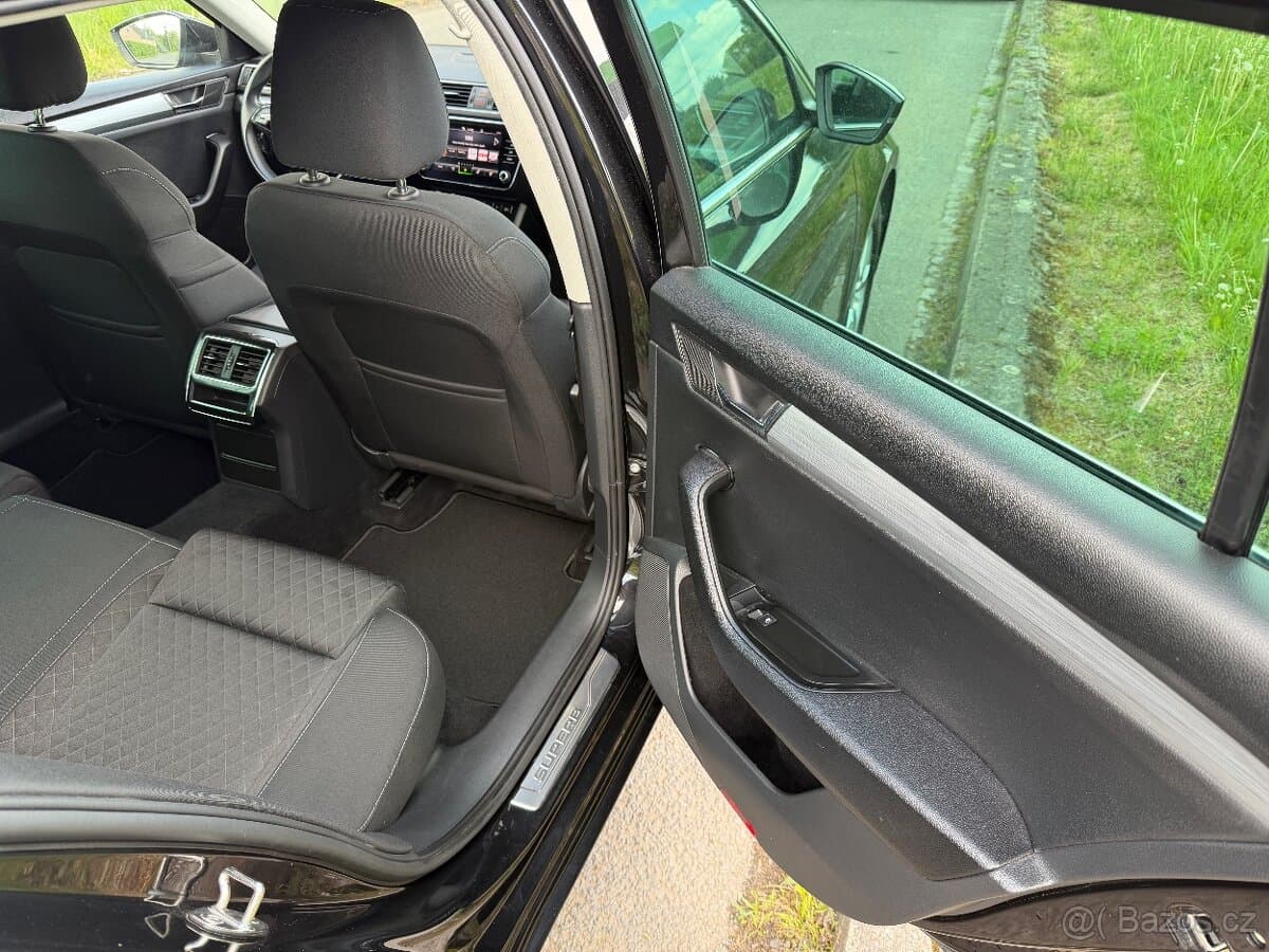 2023 Škoda SUPERB - 14