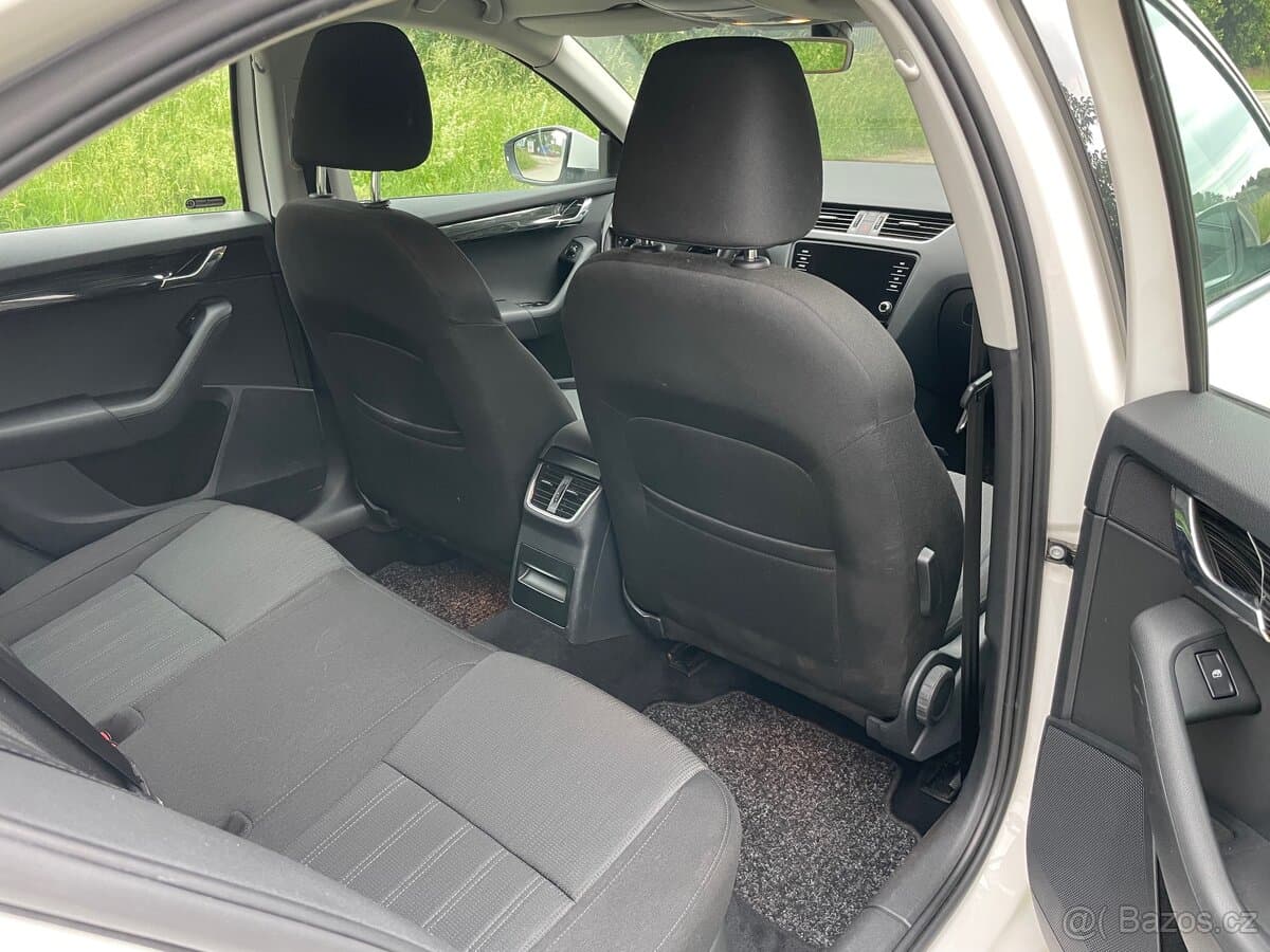 2018 Škoda OCTAVIA - 14