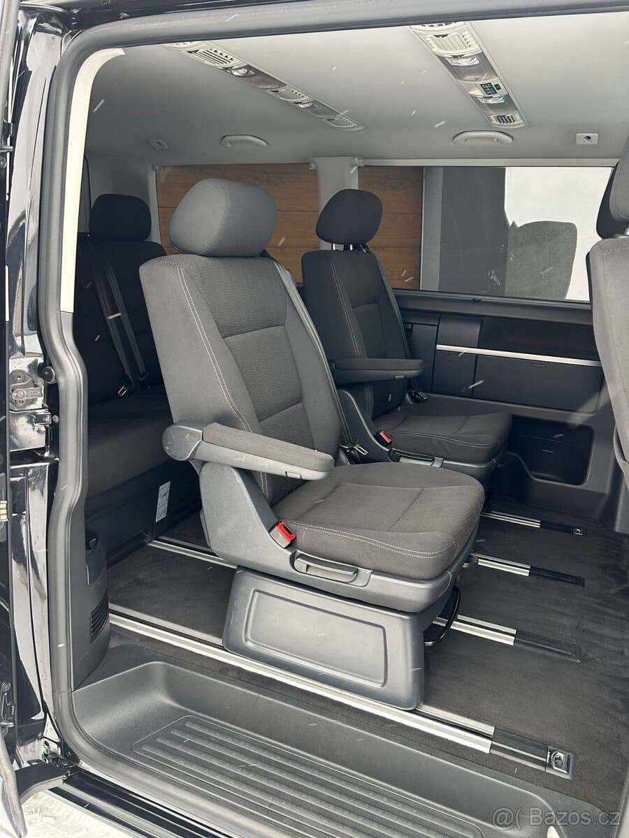 2017 Volkswagen MULTIVAN - 14