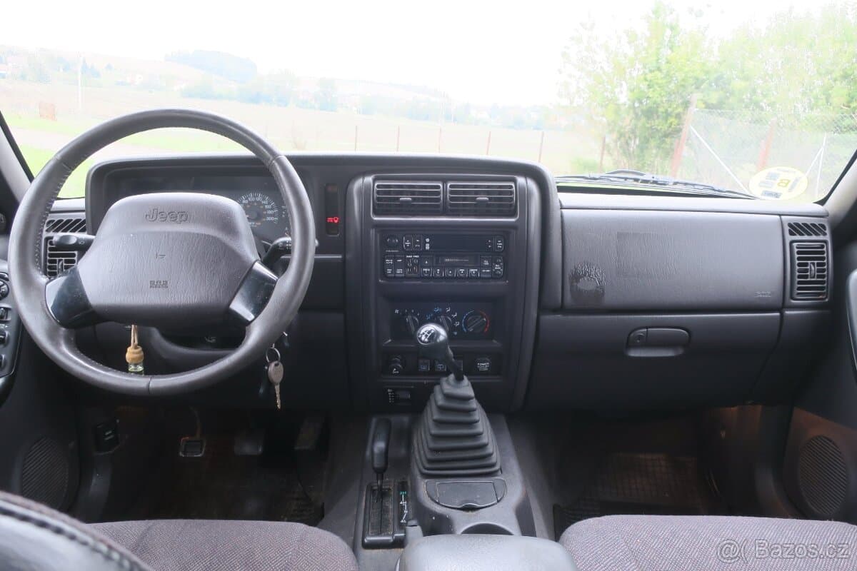 2001 Jeep CHEROKEE - 14