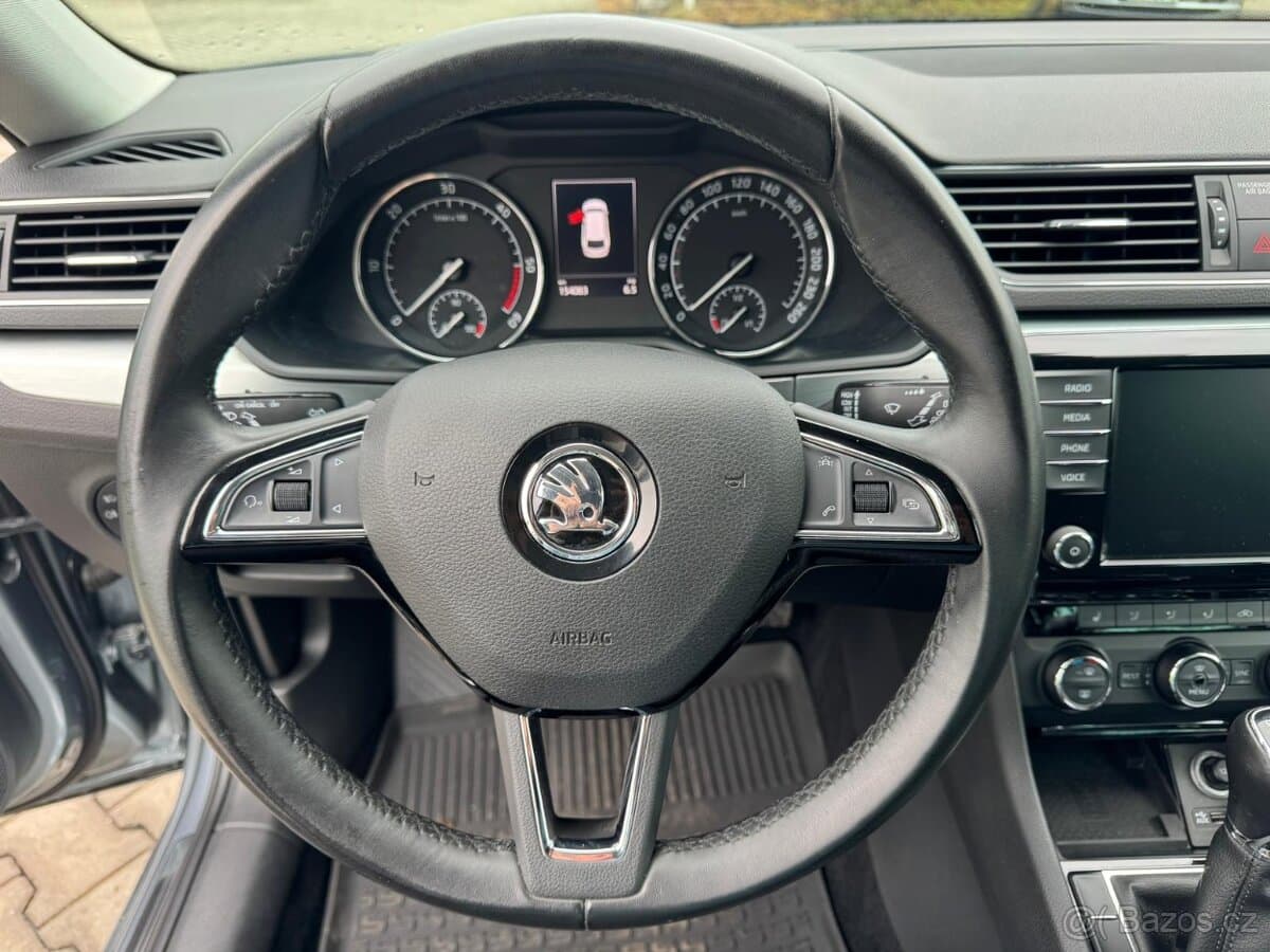 2017 Škoda SUPERB - 14