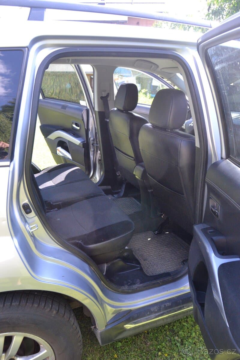 2013 Mitsubishi OUTLANDER - 14