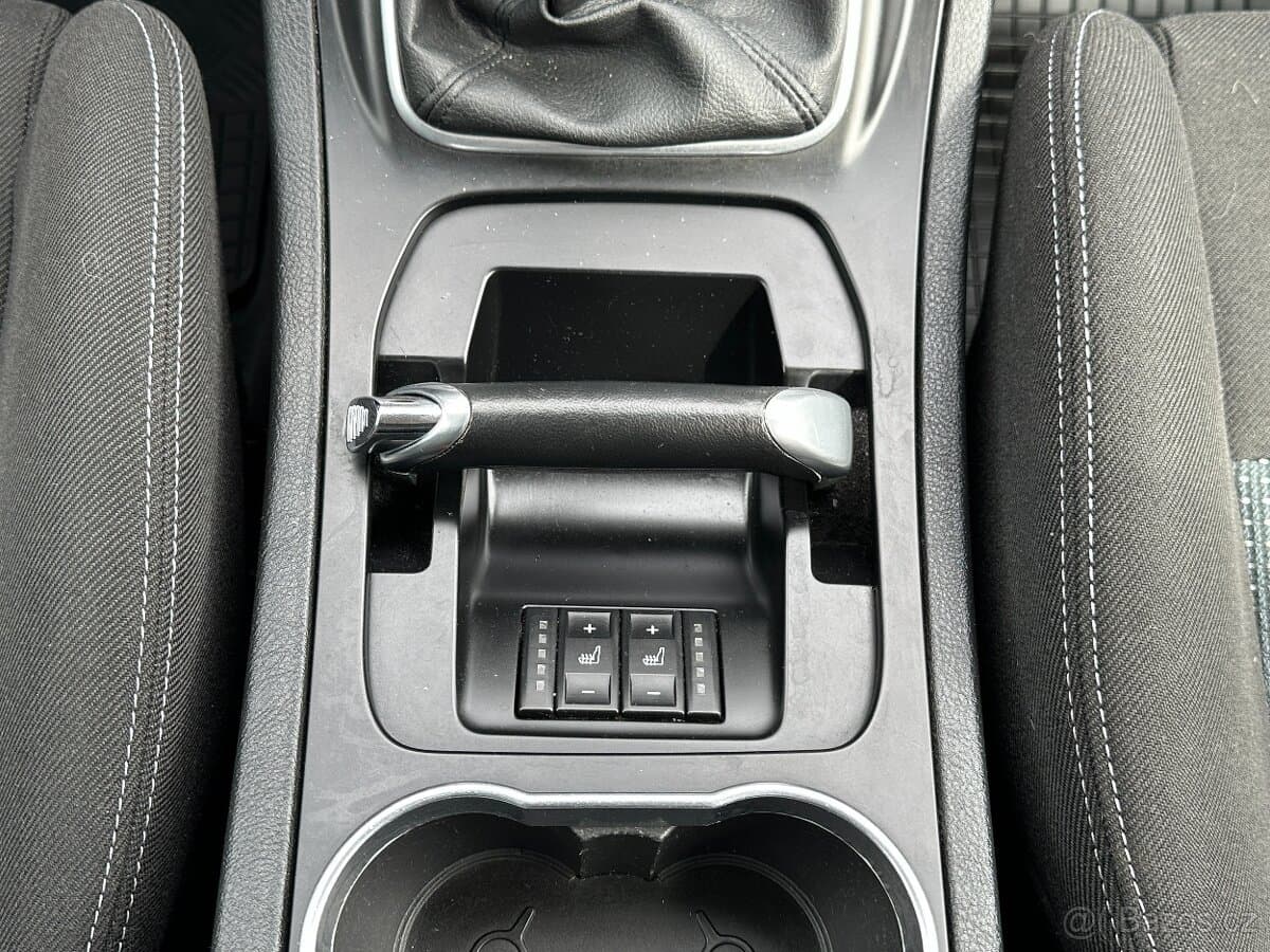 2014 Ford S-MAX - 14
