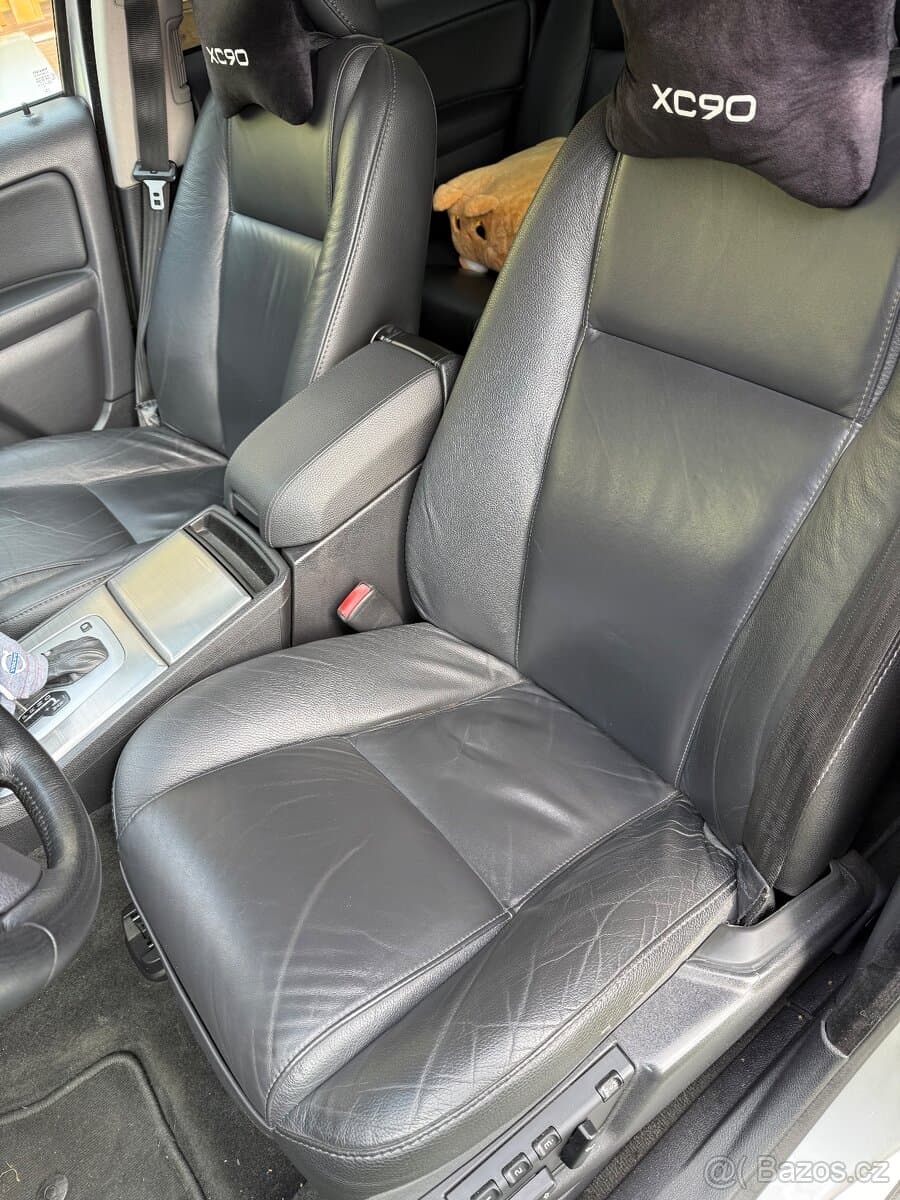 2011 Volvo XC90 - 14