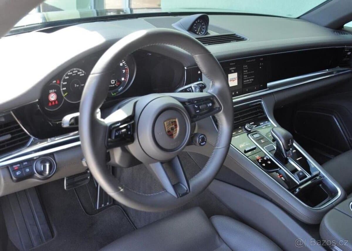 2022 Porsche PANAMERA - 14