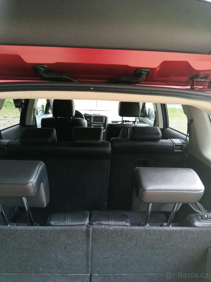 2014 Mitsubishi OUTLANDER - 14