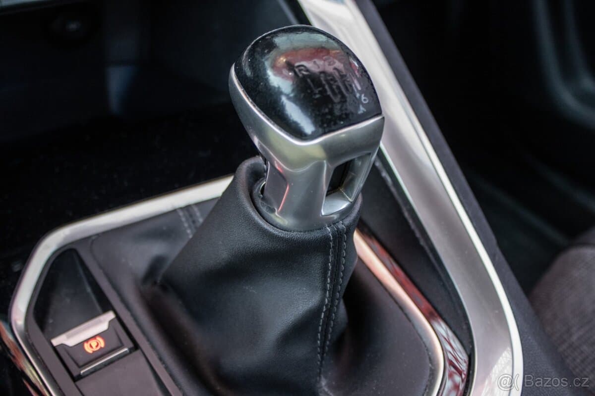 2019 Peugeot 5008 - 14