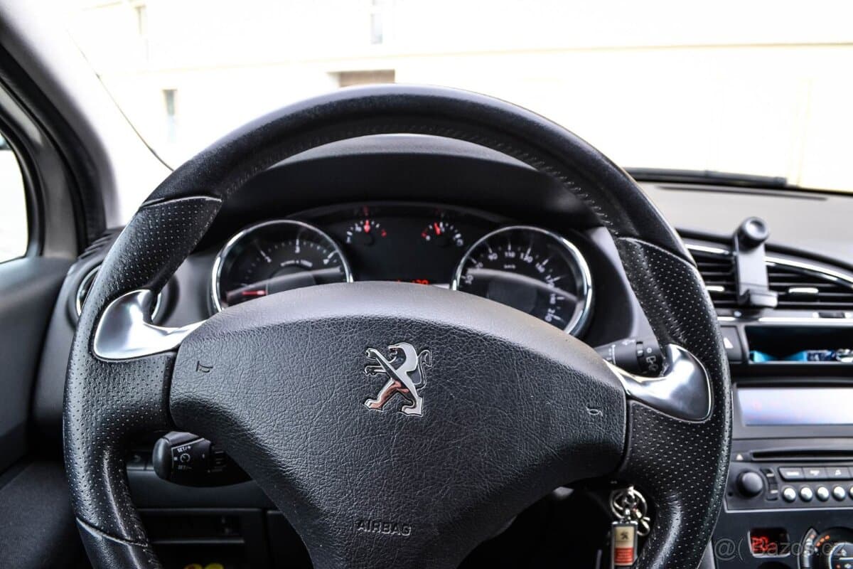 2016 Peugeot 3008 - 14
