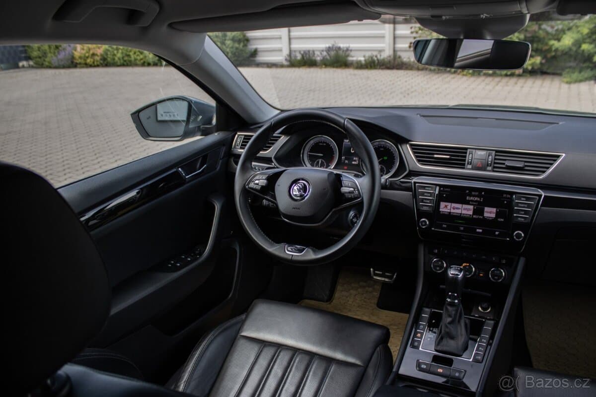 2016 Škoda SUPERB - 14
