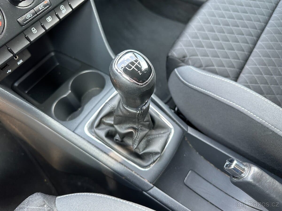 2016 Škoda RAPID - 14